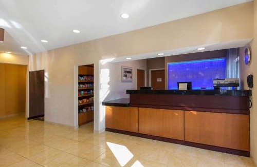 St. Cloud Hotel | AmericInn by Wyndham St Cloud MN Shopping Area