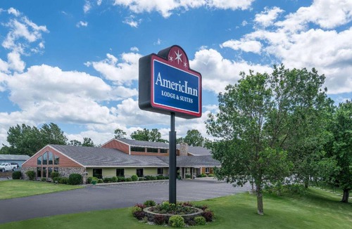 Detroit Lakes Hotel | AmericInn by Wyndham Detroit Lakes