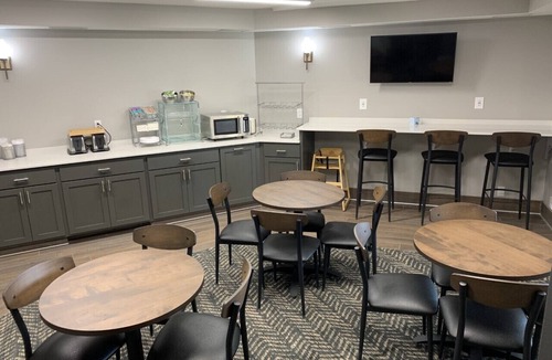 Wadena Hotel | AmericInn by Wyndham Wadena