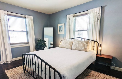 Lakeside - Lester Park House | Amity Park Bungalow | Lakeside Neighborhood