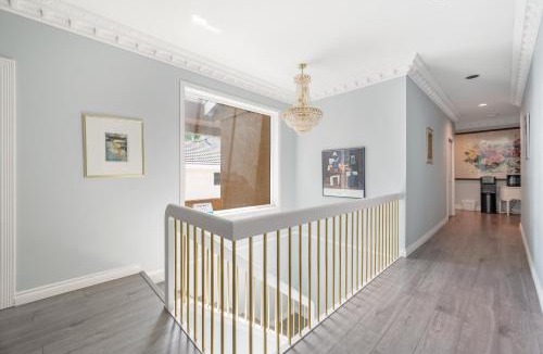 Richmond House | Amy Guesthouse