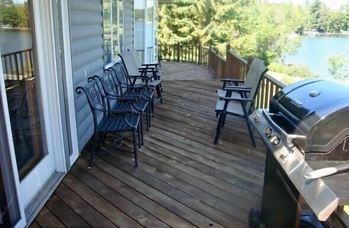 Cook House | An Indescribable Lake House on Lake Vermilion Cook *SPECIALS*Email to ask!