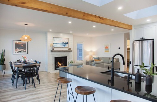 Wainfleet House | Anchor Bay Beach House