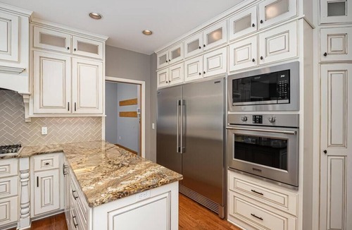 Andover House | Andover stunner on acreage with underground pool