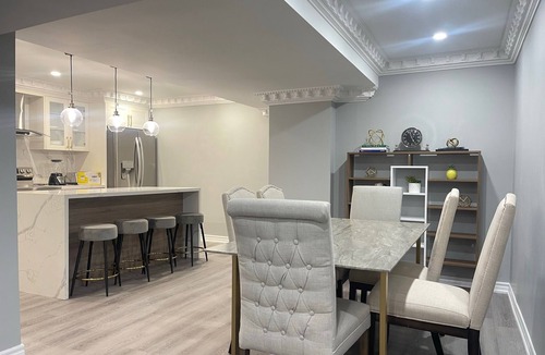 Markham Apartment | Angus Glen 3 kings bed 2 full baths Markham