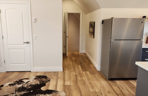 Bethany Apartment | ANJUL Loft - a peaceful getaway in Bethany!
