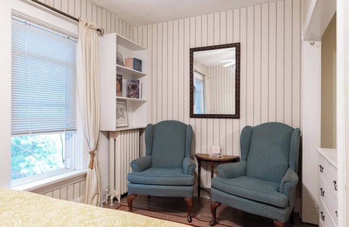 Stratford Apartment | Annabelle Stone Maiden Inn