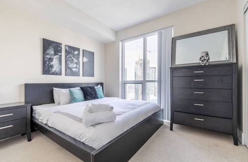 Toronto Entertainment District Apartment | Apartment ∙ 1 bedroom ∙ 4 guests