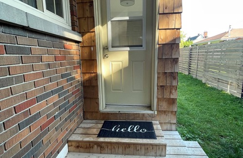 Wright County Apartment | Apartment in Central Ottawa - walk to CHEO/General hospital & trainyards