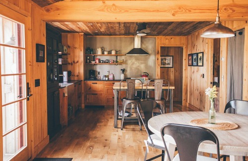 Lutsen Cabin | Artisan-crafted Magic on Lake Superior between Lutsen and Grand Marais
