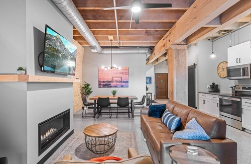 Canal Park Condo | Aurora Black | The Brix | Pool in Canal Park!