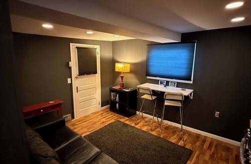 Grand Marais Apartment | Avalon Guesthouse : Garden Studio
