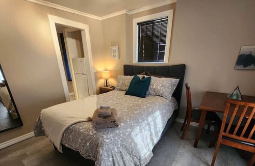 Plantagenet Apartment | Bachelor Oasis w/ Free Parking & Nearby Hotspots!