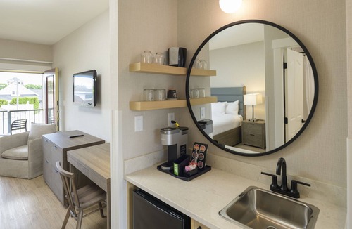 Okanagan-Similkameen Hotel | Balcomo, a Ramada by Wyndham