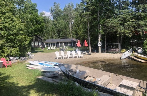 Baddow Cottage | Balsam Lake Sand Beach Clean Water