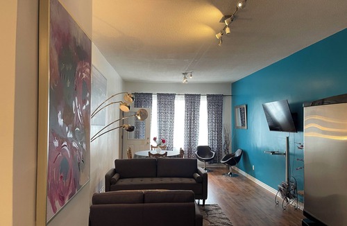 Downtown Ottawa Hostel | Barefoot Inn