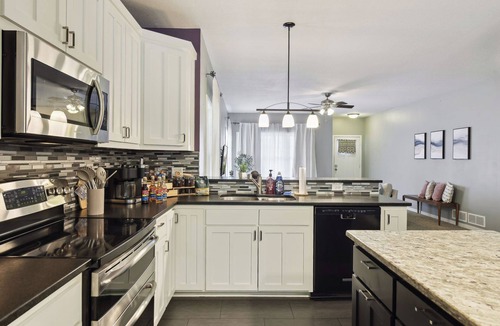 Richfield House | Basketball Court, Pickleball, Karaoke, 6 Beds