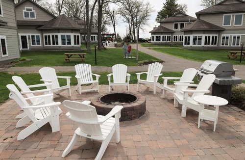 Nisswa Apartment | Bay Colony 774 - Upper