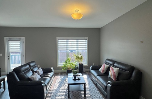 Cannifton House | Bay of Quinte Villa Family Villa