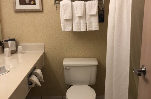 Coon Rapids Hotel | Baymont by Wyndham Coon Rapids
