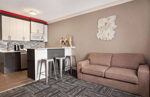 Medicine Hat Hotel | Baymont by Wyndham Medicine Hat