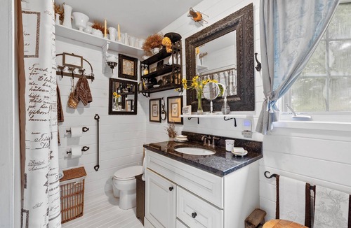 Corran Ban House | Bayside Breeze