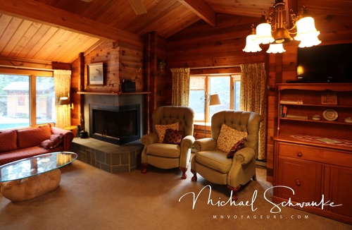 Crane Lake Cabin | Bayside Cedar Cabin & Bunkhouse