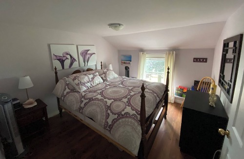 Dunnville Cottage | Beach and river front! Grand River and Lake Erie views!