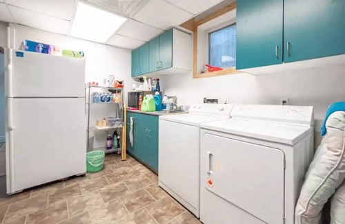 Grand Bend Cottage | Beach Chalet in Grand Bend