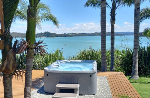 Russell Villa | Beach Villa - Fully air conditioned - Spa & private beach