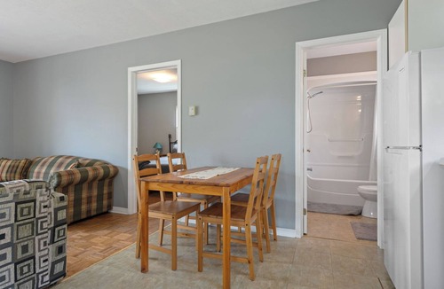 Turkey Point Cottage | Beachfront Cottage - Turkey Point