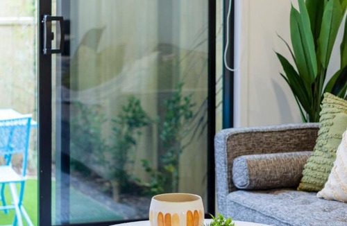 New Brighton Apartment | Beachside Haven 1 bed 1 bath