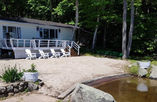 Bracebridge House | Beachy Keen - Wood Lake