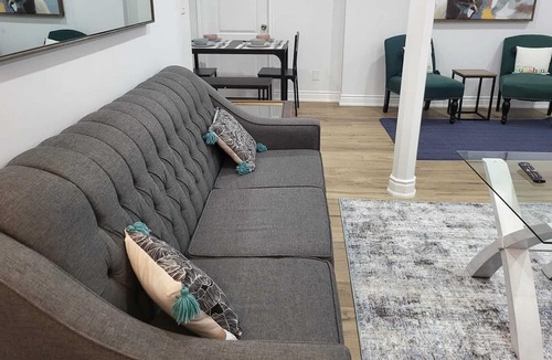 East Credit Apartment | Beautiful 2 Bedroom lower Suite