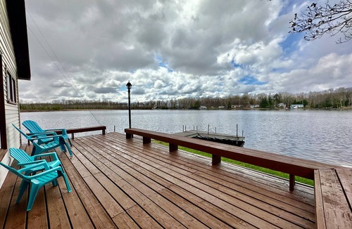 Havelock-Belmont-Methuen Cottage | Beautiful 3 Bedroom Cottage - Waterfront