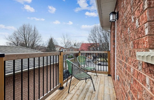 Courtice House | Beautiful 4 Bedroom House in Courtice