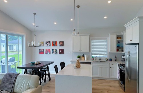 Port Stanley House | Beautiful brand new 4 bedroom, 3 bath home - Port Stanley, ON Kokomo Beach Club