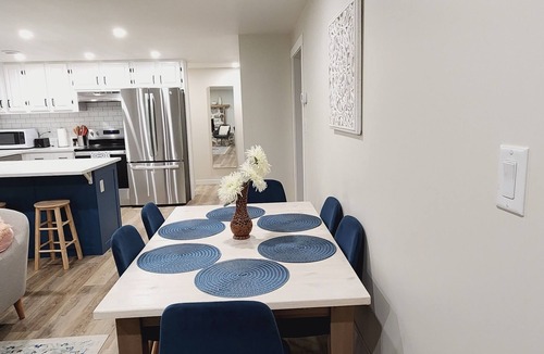 Raymond House | Beautiful, bright, private basement suite. Cozy home away from home!