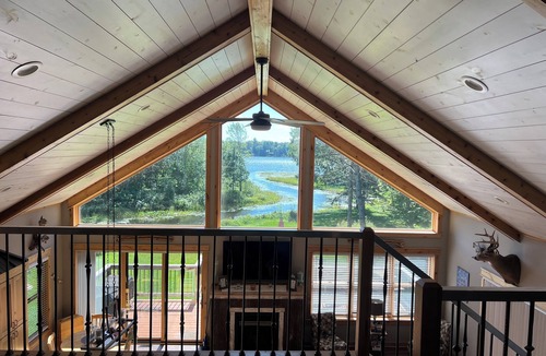 McGregor Cabin | Beautiful cabin on Lake Minnewawa