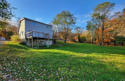 Marmora House | Beautiful cottage by the river