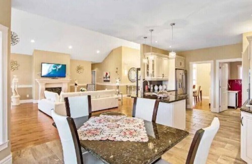 Pefferlaw Cottage | Beautiful cottage for relaxation.