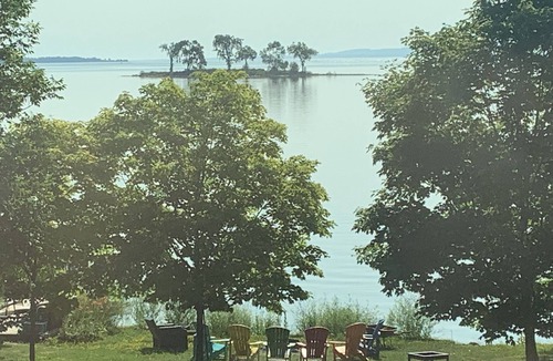 Manitoulin District Cottage | Beautiful cottage located on Mudge Bay, Kagawong, Manitoulin Island Ontario.