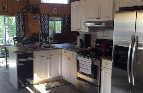 Northeastern Ontario Cottage | Beautiful Cottage near Timmins