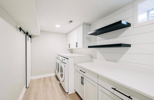 Cottage Grove House | Beautiful house