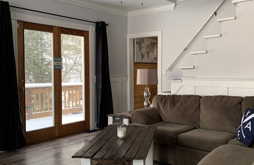Timmins House | Beautiful lake house