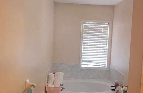 Brampton House | Beautiful Master bedroom with private washroom