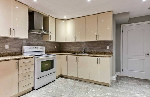 Brampton Apartment | Beautiful Priv. bsmt 2B 1Bath apartment w/parking