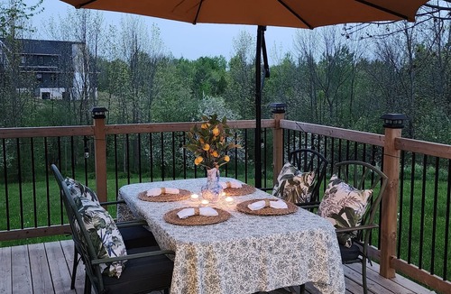 Meaford House | Beautiful Quiet Country Home. Close to Beaches and DT Meaford!