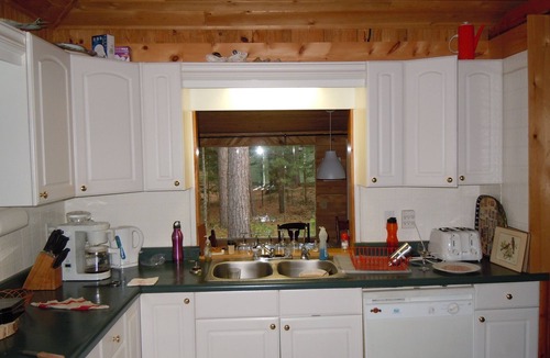 Killaloe Cottage | Beautiful Round Lake St Patricks Bay Cottage.