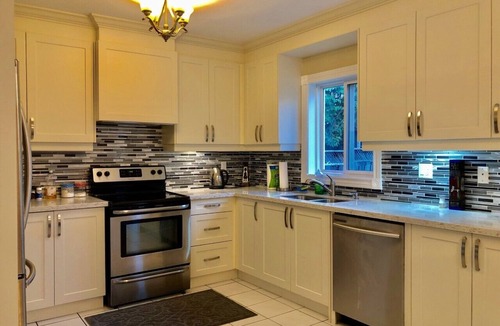 East Credit House | Beautiful, Spacious and Good Location